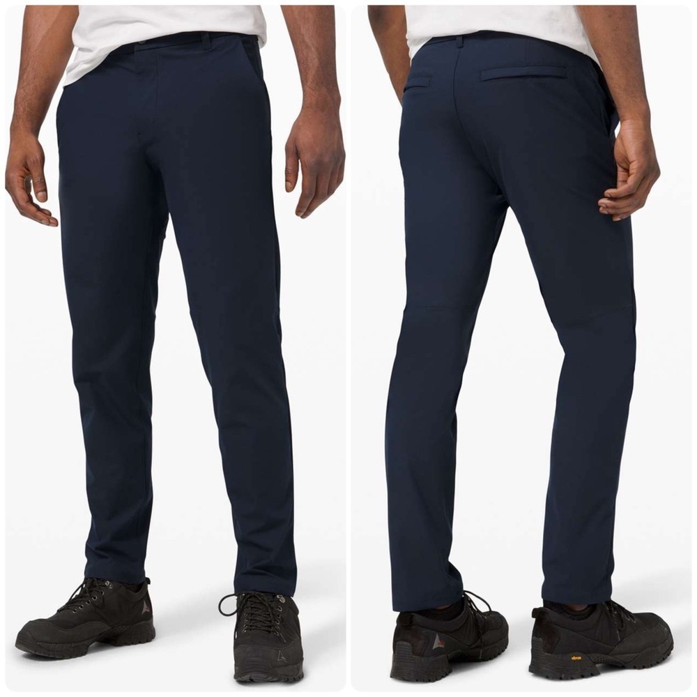 Lululemon Commission Classic-Fit Pant 30" Warpstreme
True Navy